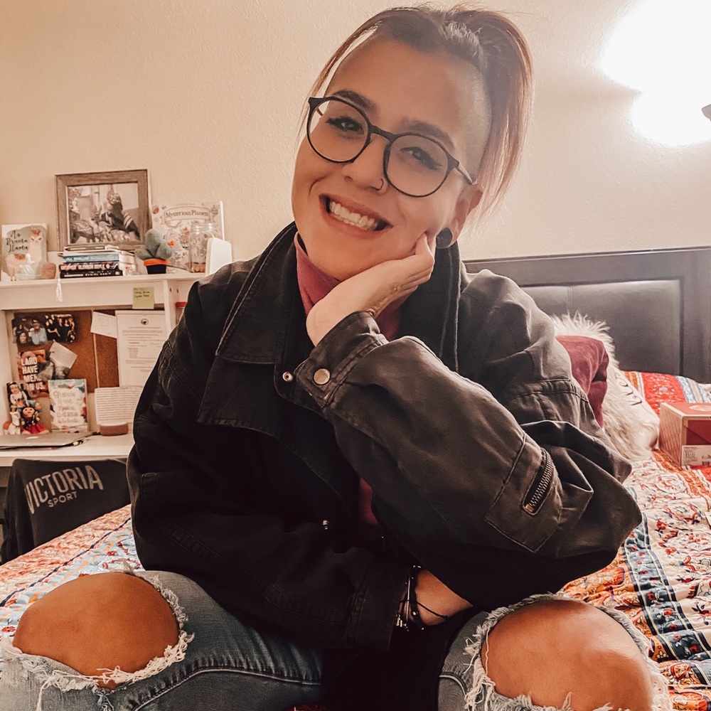 Meet your Posher, Sarai